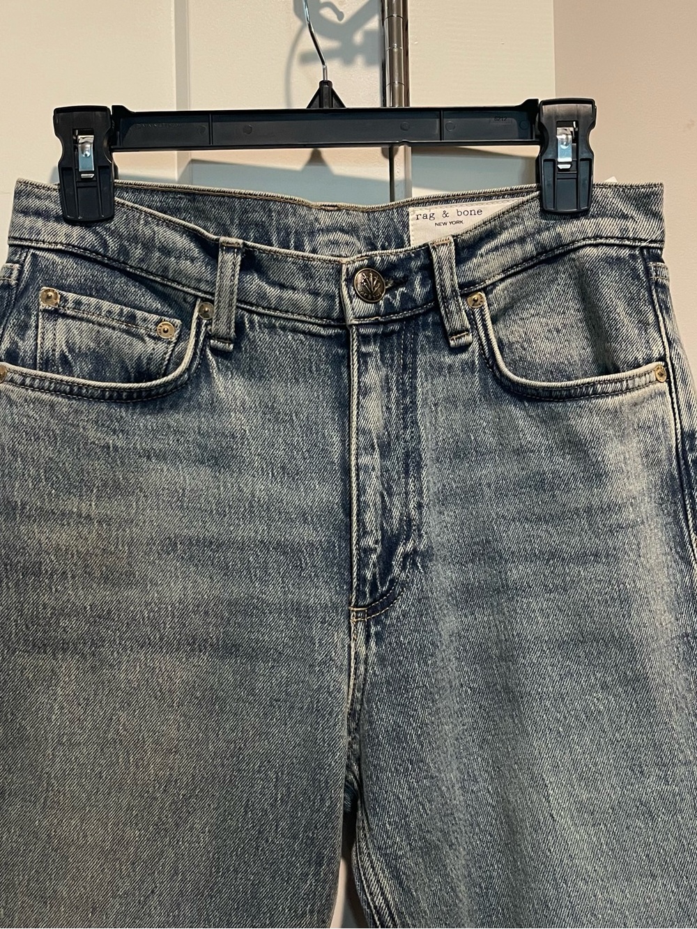 rag & bone Harlow Mid-Rise Ankle Straight Jeans - Picture 3 of 9